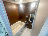 バスルームリフォーム明るくなったお部屋と快適に使用できるバスルーム＆トイレ