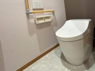 トイレリフォーム 機能性とデザイン性を兼ね備えたレストルーム